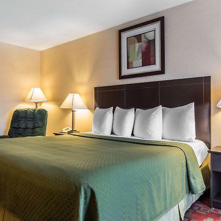 Quality Inn Shelburne - Burlington Экстерьер фото